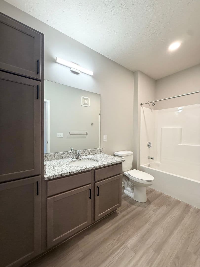 Omaha Apartment: 3513 Howard Street