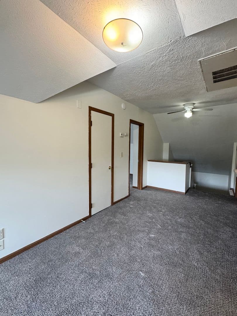 Omaha Apartment: 3628 S 24th Street