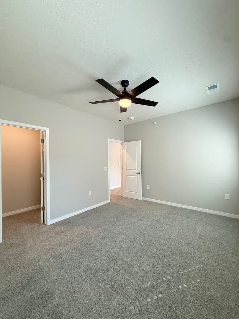 Omaha Apartment: 3513 Howard Street