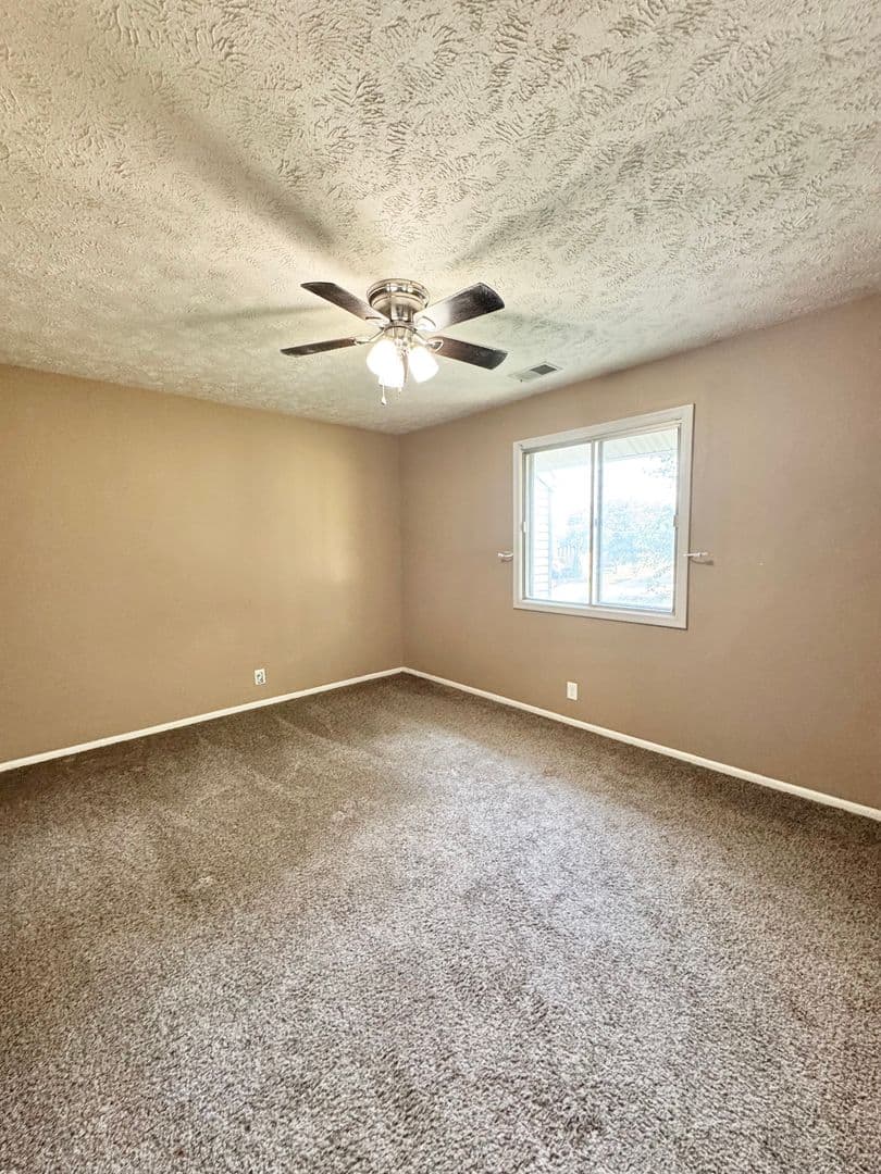 Omaha Apartment: 11706 Arbor Street