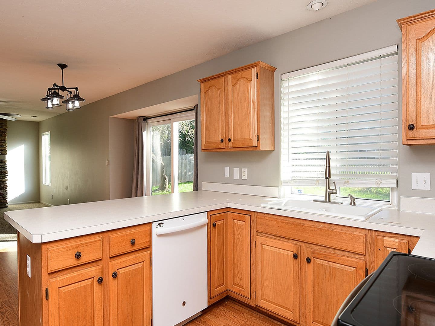 Omaha House: 4413 S 176th Ave
