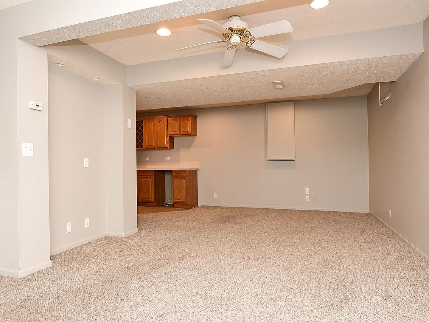 Omaha House: 4413 S 176th Ave