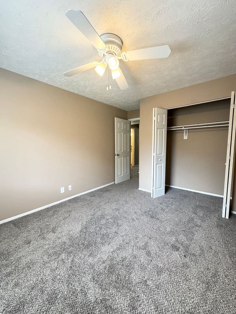 Omaha Apartment: 11706 Arbor Street