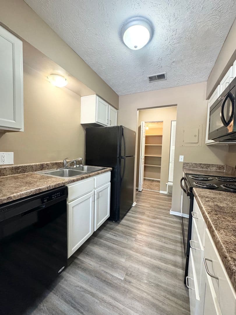 Omaha Apartment: 11706 Arbor Street