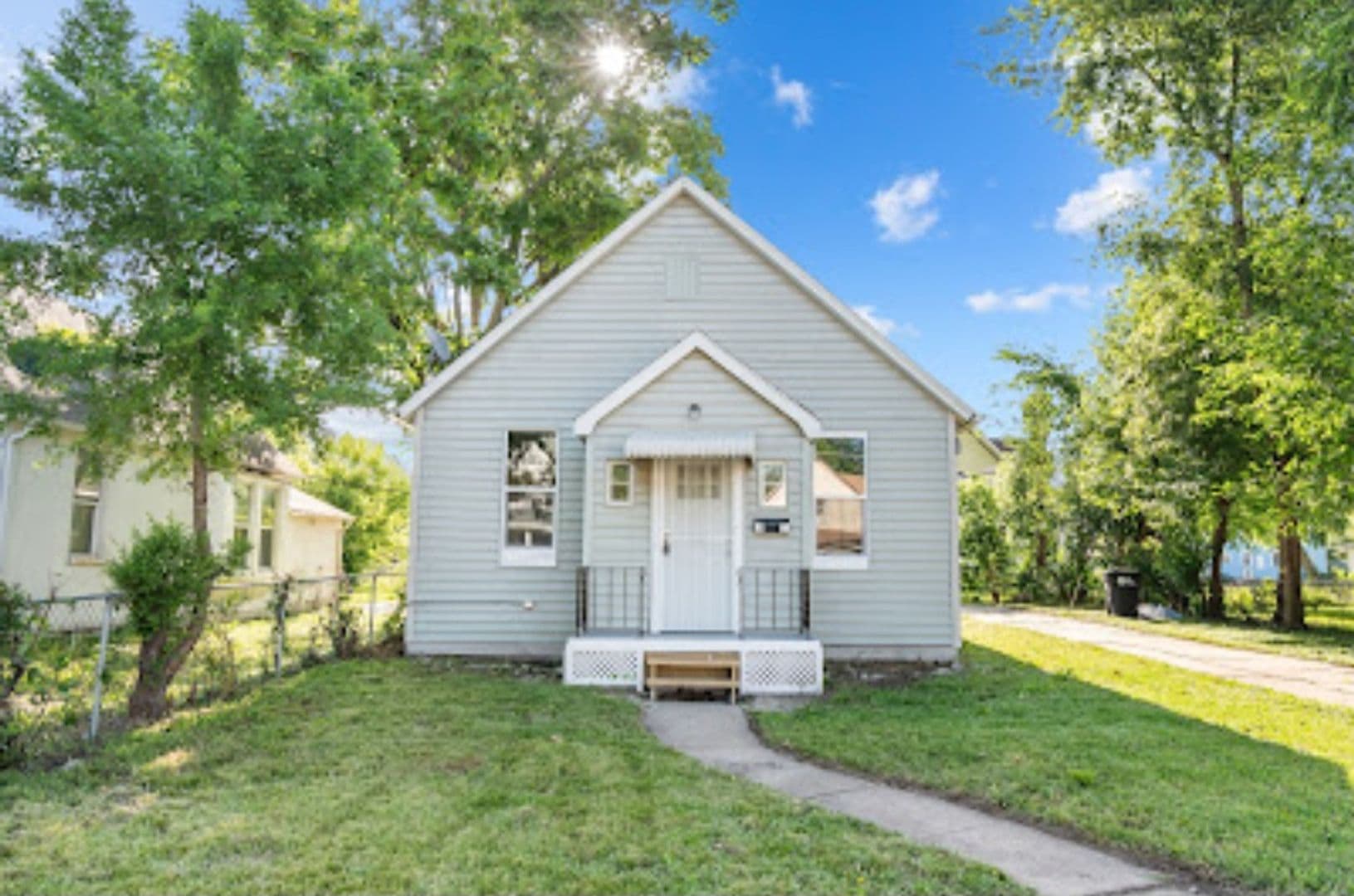 Omaha House: 5411 N 24th Street