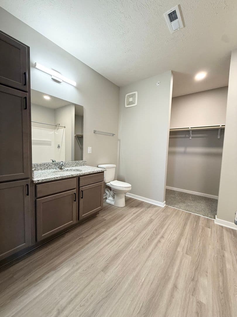 Omaha Apartment: 3513 Howard Street