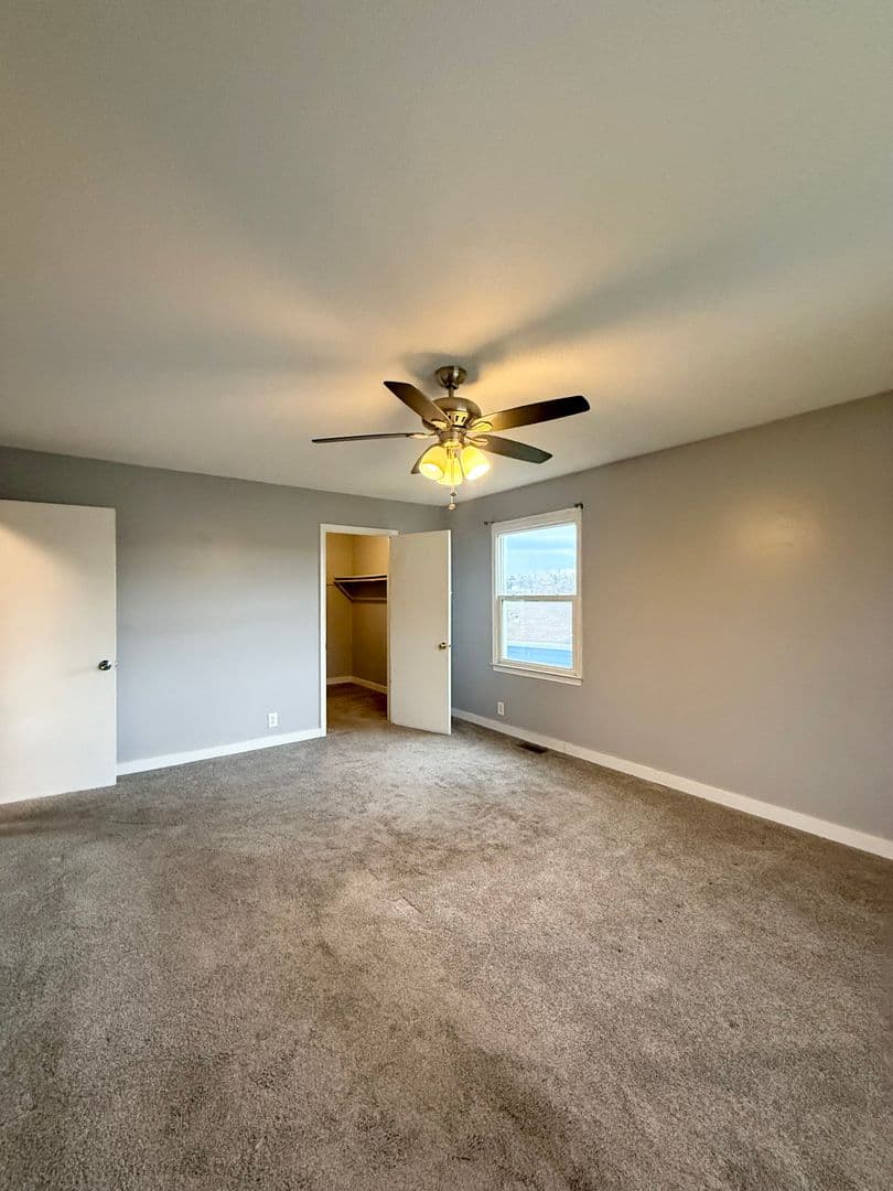 Omaha House: 6605 North 65th Street