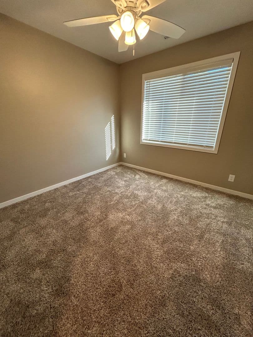 Papillion House: 522 S Washington Street