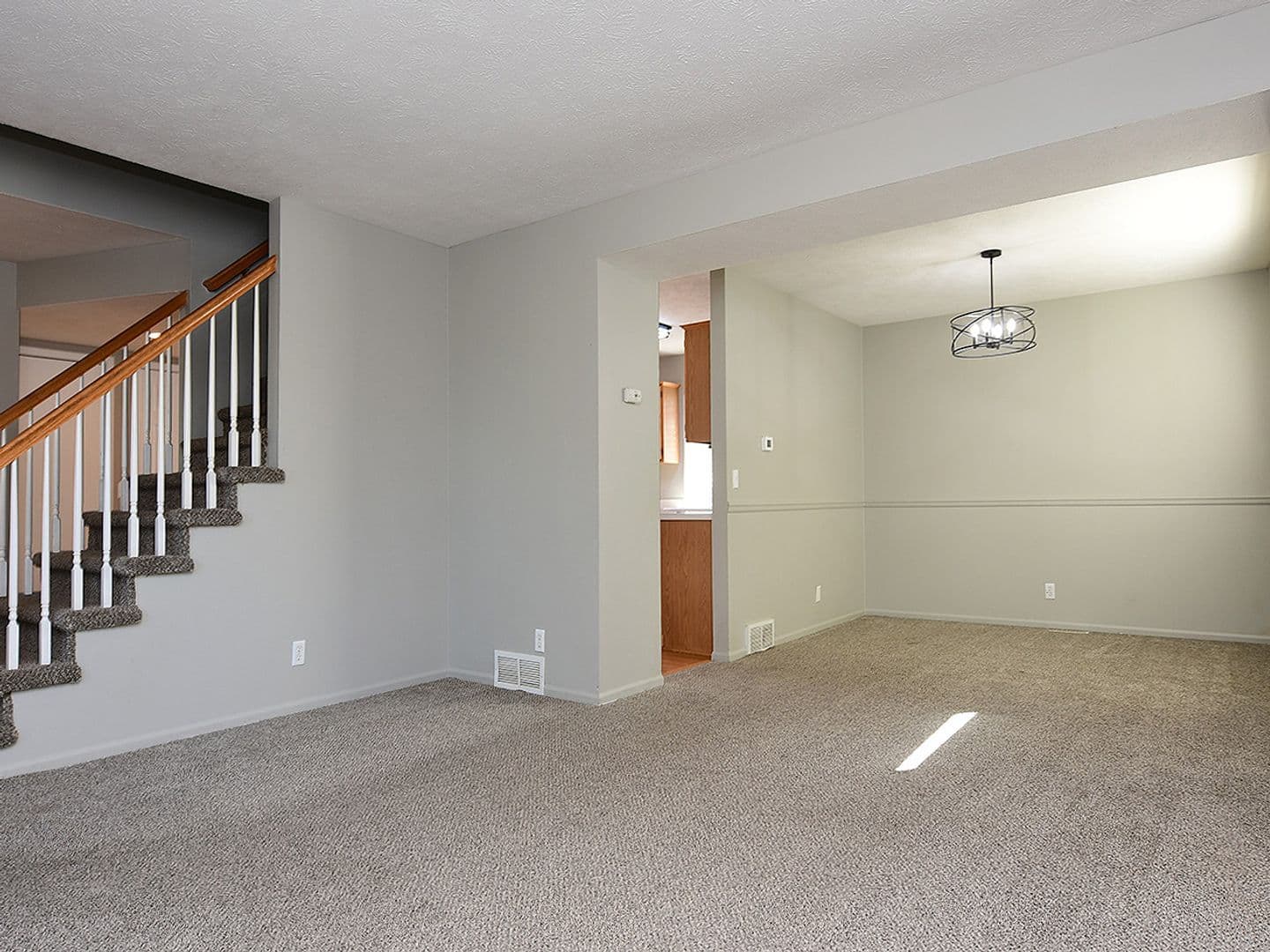 Omaha House: 4413 S 176th Ave