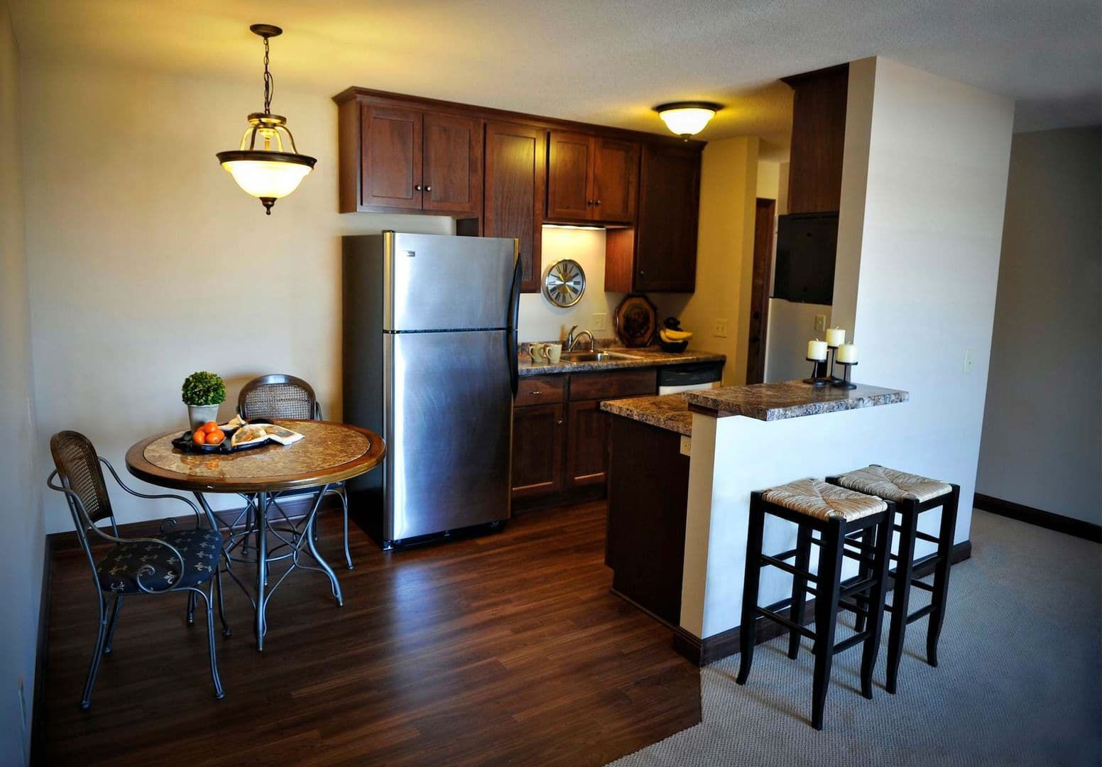Excelsior Apartment: 246 Morse Ave