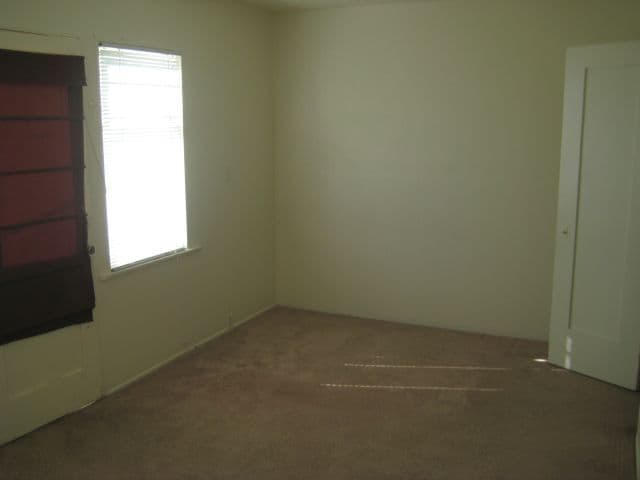 San Diego Apartment: 4651 1/2 Florida St