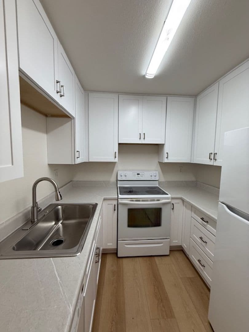 Spring Valley Apartment: 10002 San Juan Street  - San Juan St #6