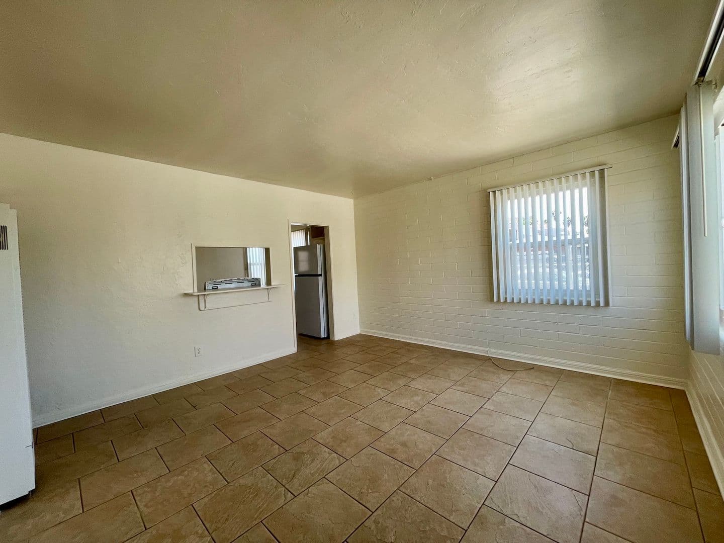 El Cajon Apartment: 321 Roanoke Rd.