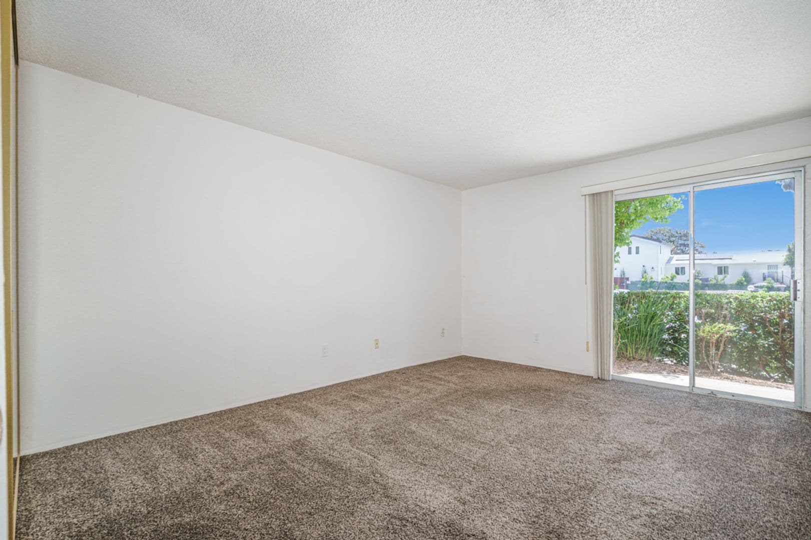 La Mesa Apartment: 5700 Baltimore Dr #134