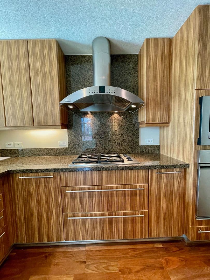 San Diego Condo: 1199 Pacific Hwy #604