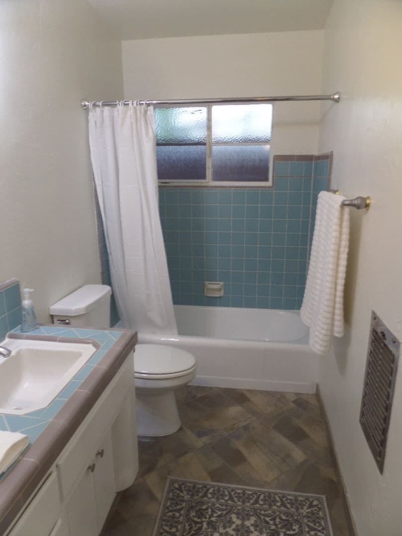La Mesa Apartment: 7991 Normal Ave
