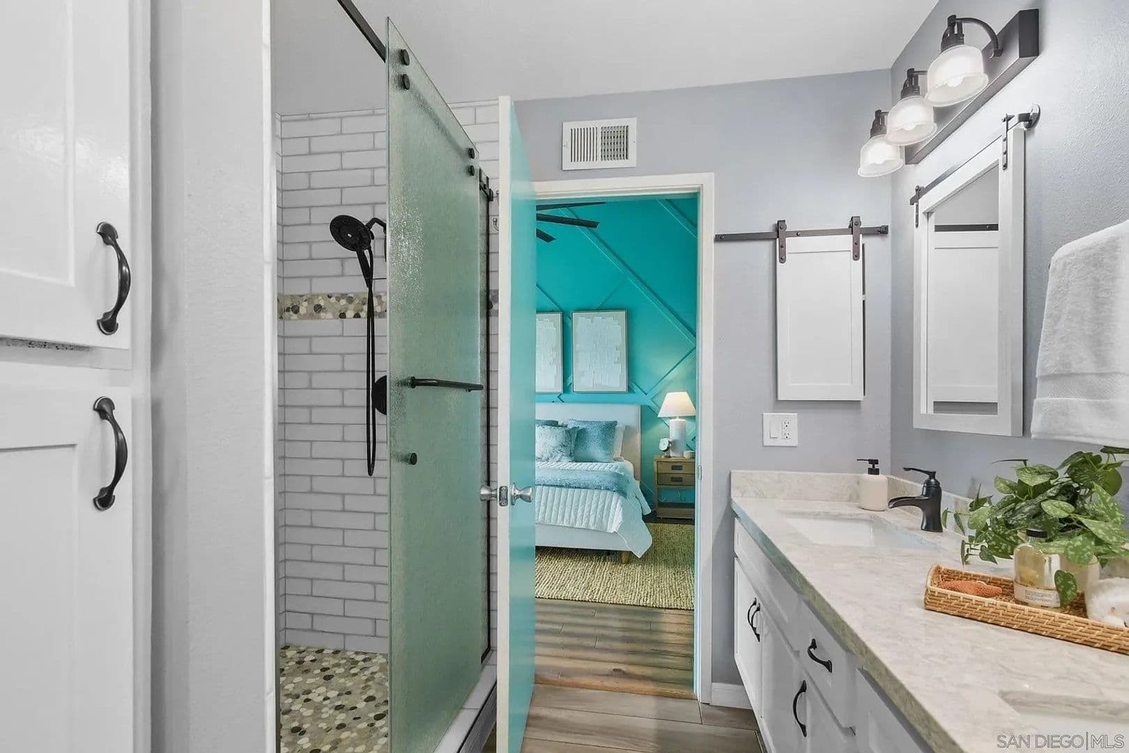 El Cajon Townhome: 354 Travelodge Dr.