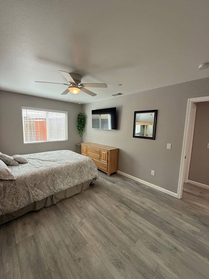 San Diego Apartment: 5276 Imperial Ave.