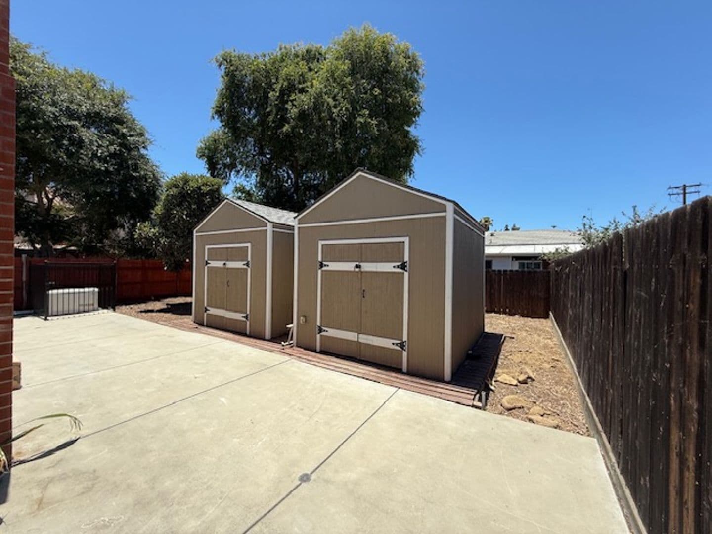 El Cajon House: 334 Roanoke Rd.