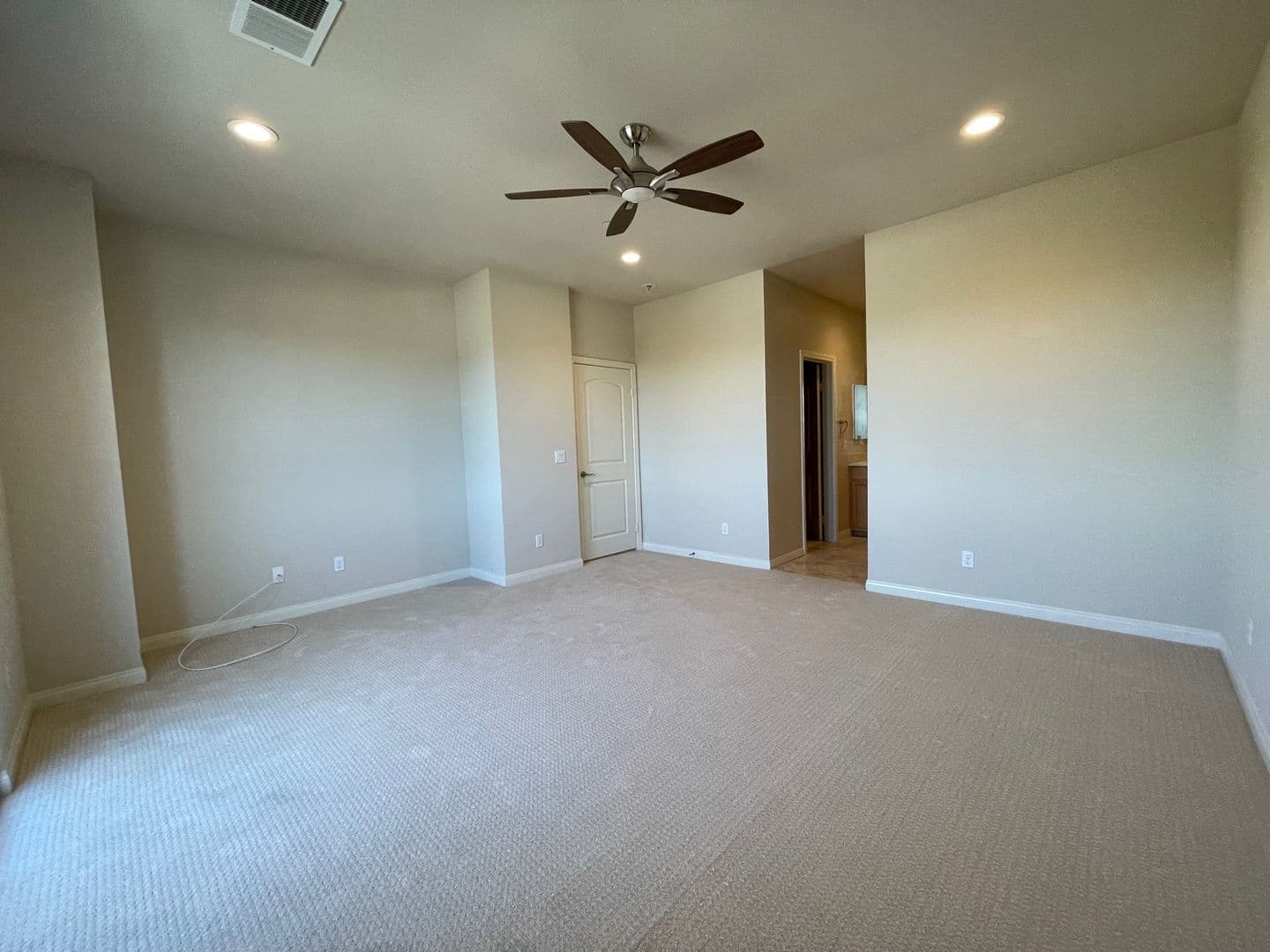 El Cajon Apartment: 534 Camden Yards Way