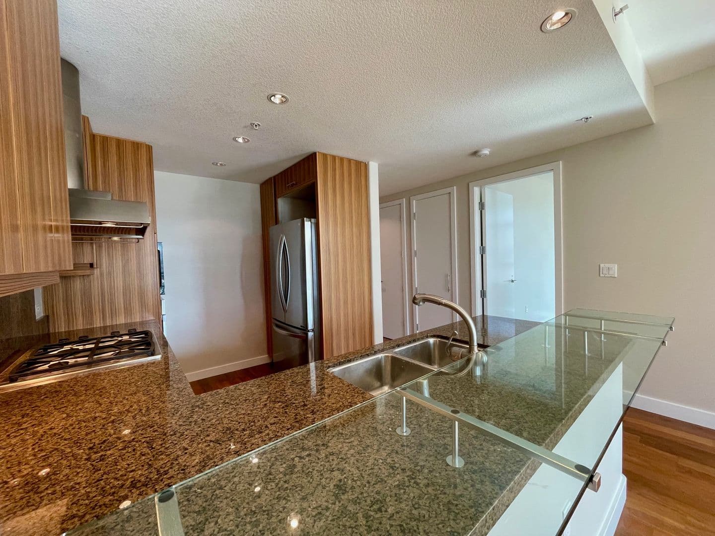 San Diego Condo: 1199 Pacific Hwy #604