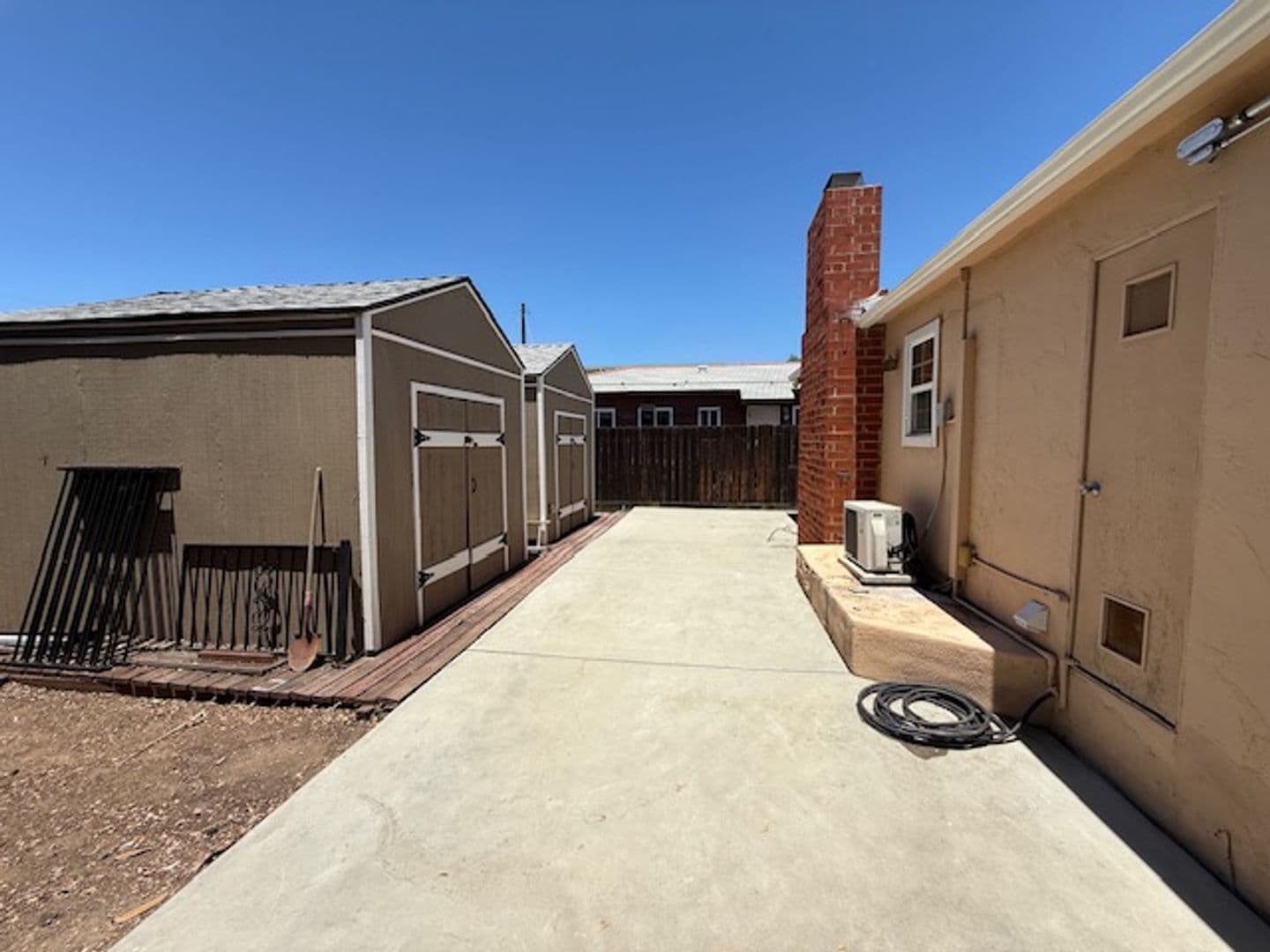 El Cajon House: 334 Roanoke Rd.