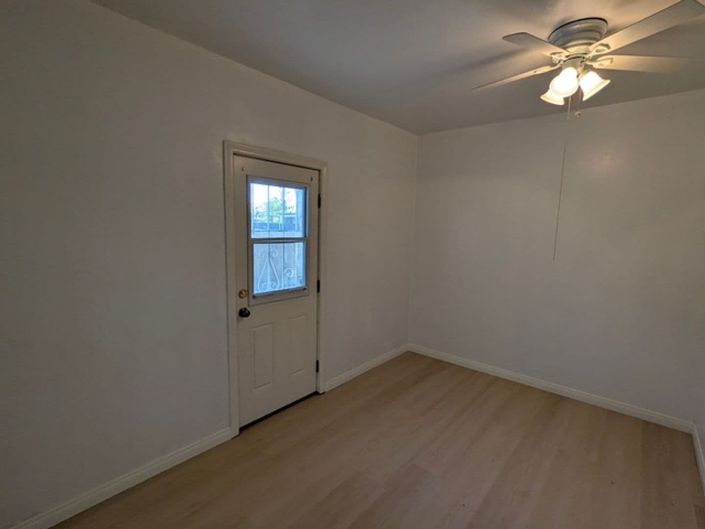 La Mesa Apartment: Horton Dr.