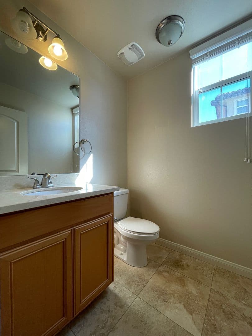 El Cajon Apartment: 534 Camden Yards Way