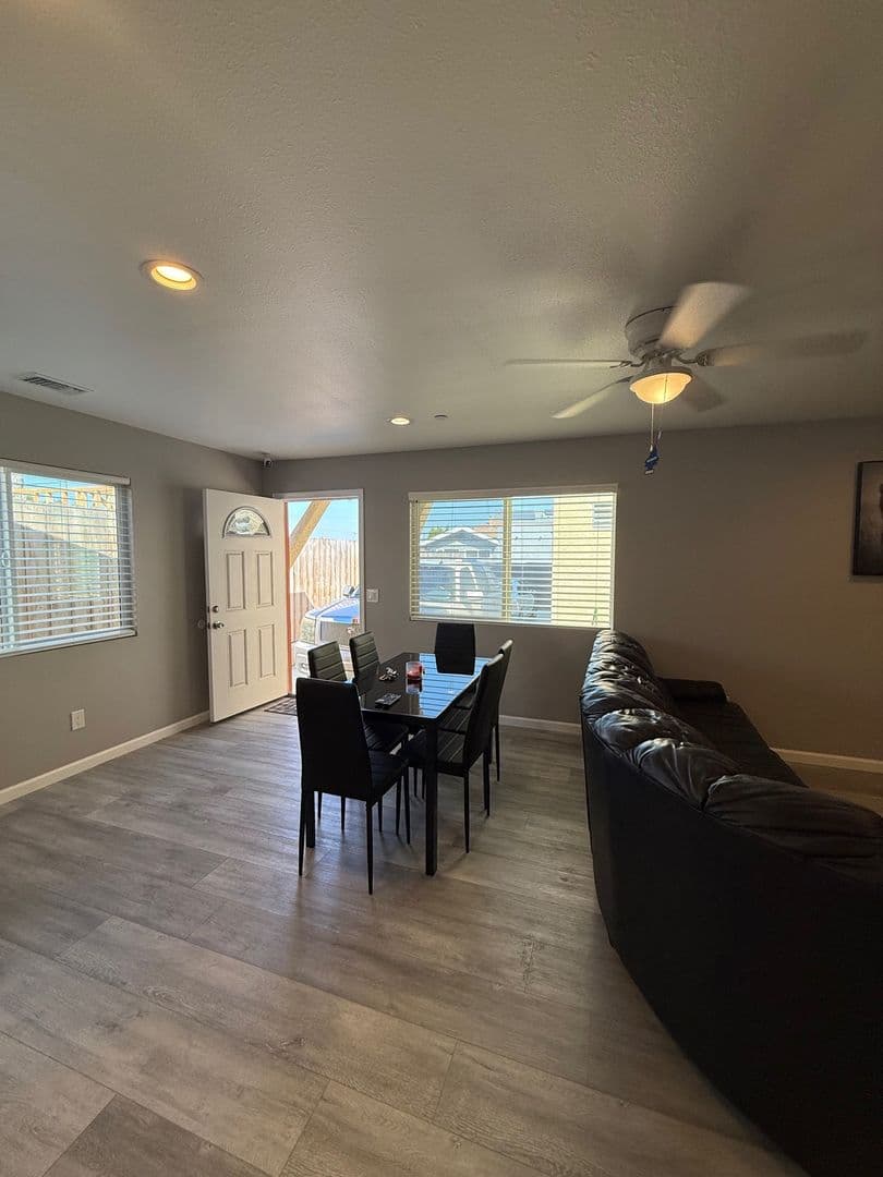 San Diego Apartment: 5276 Imperial Ave.
