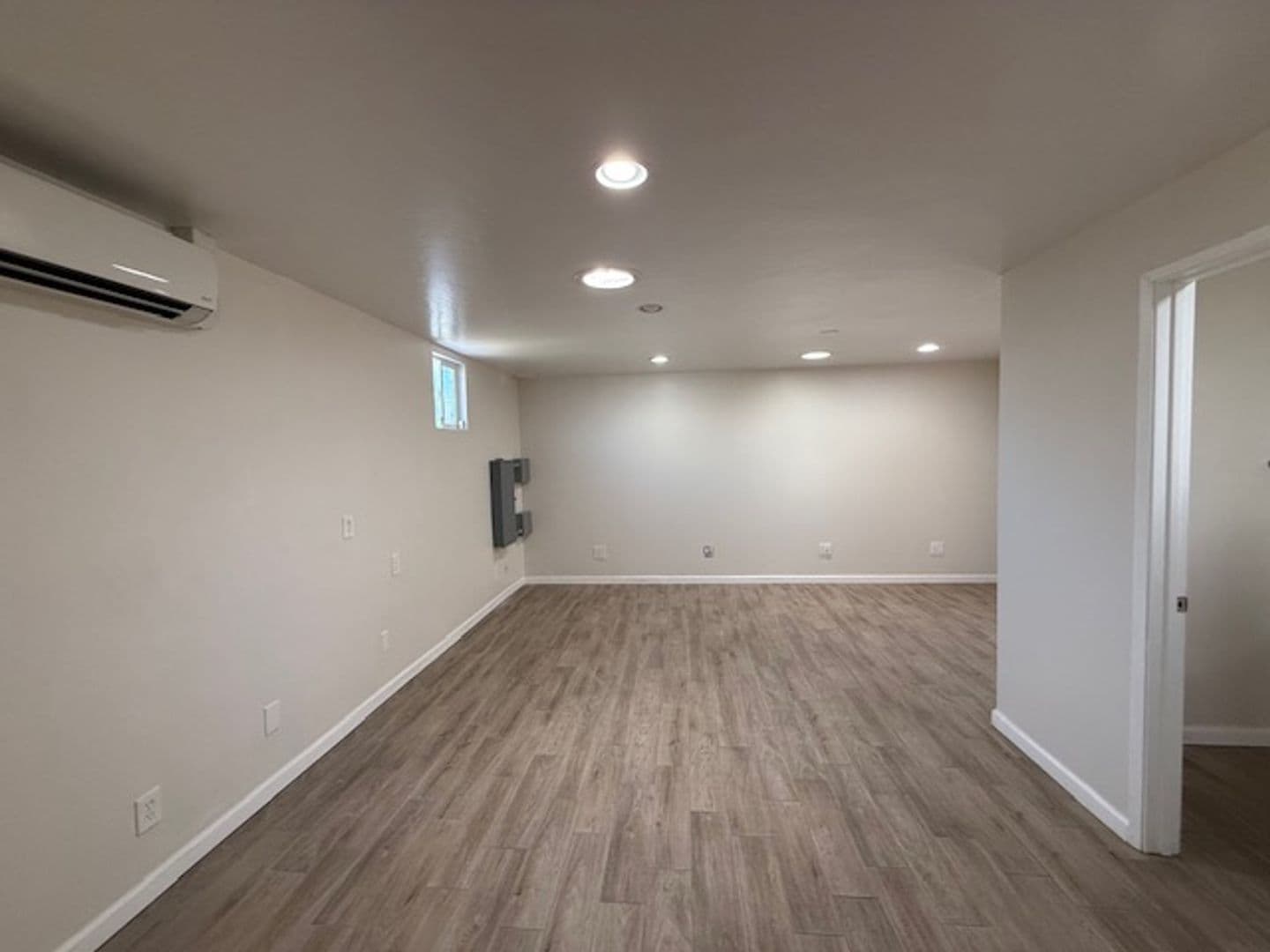 El Cajon House: 334 Roanoke Rd.