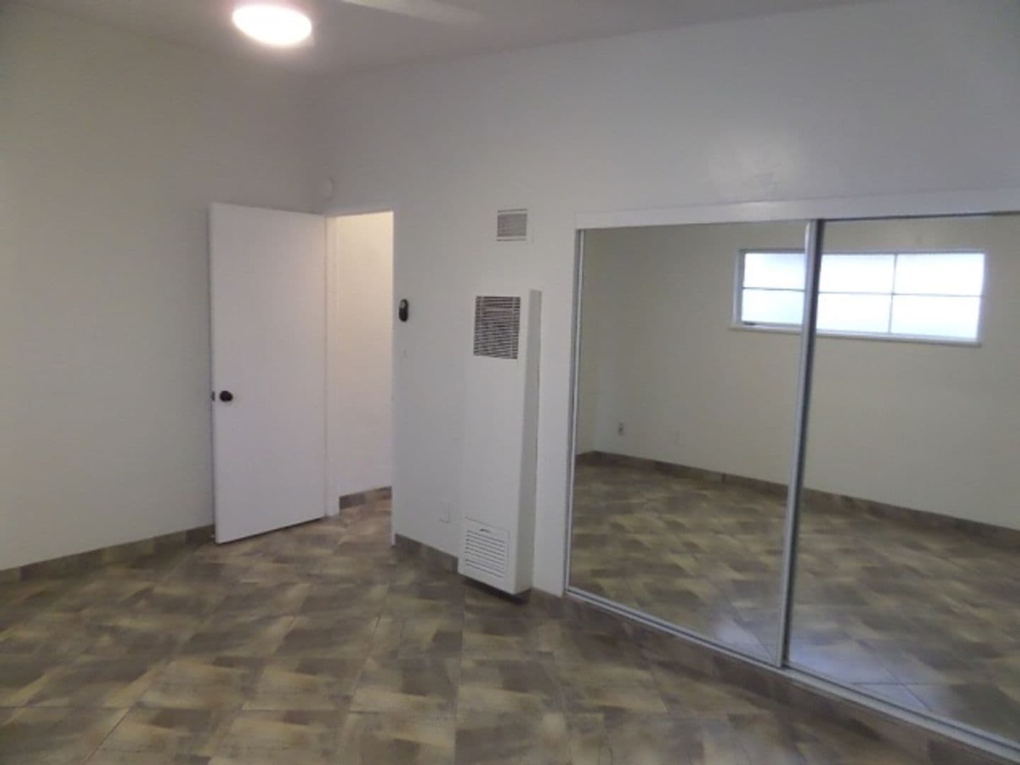La Mesa Apartment: 7991 Normal Ave