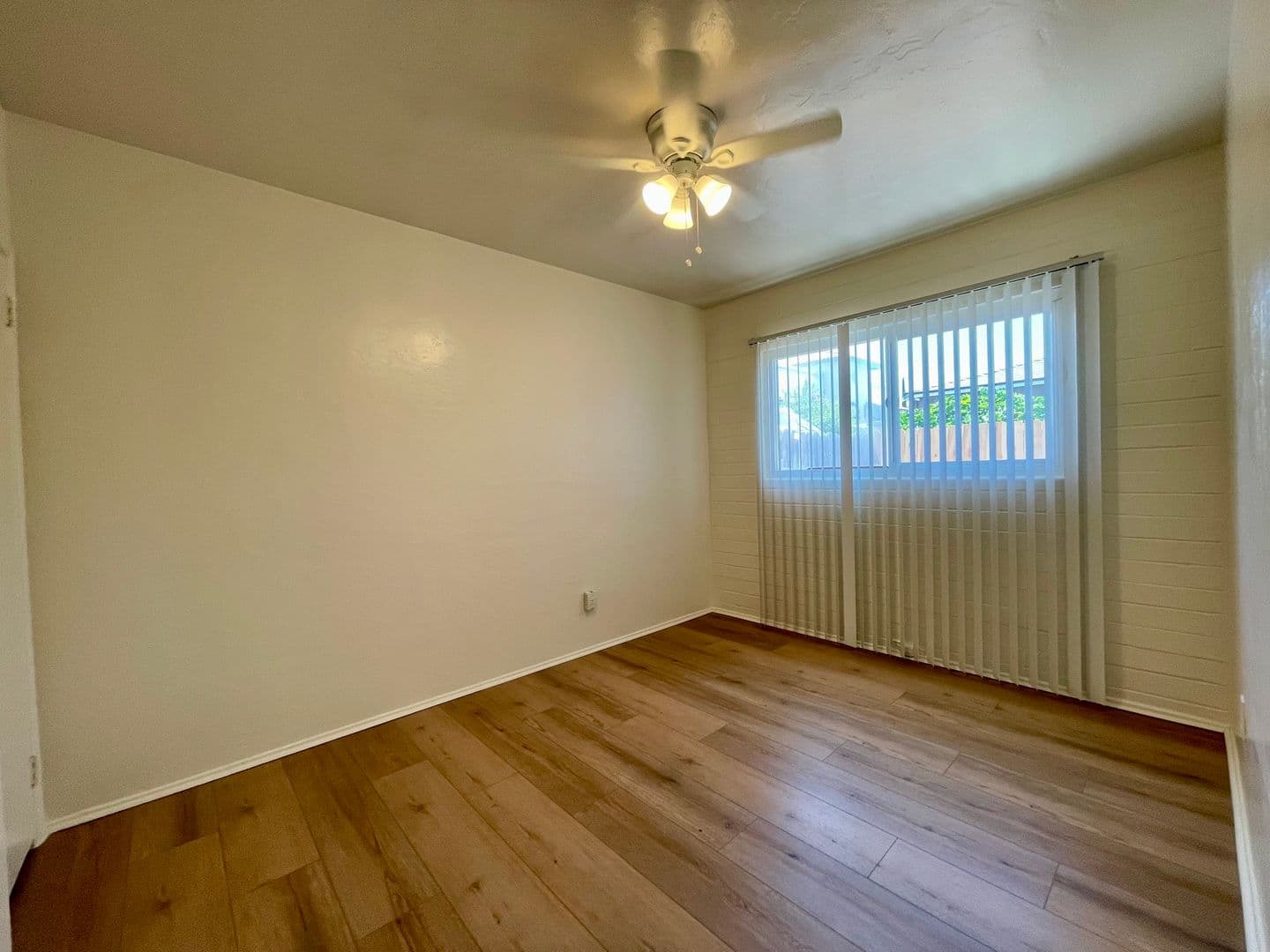 El Cajon Apartment: 321 Roanoke Rd.