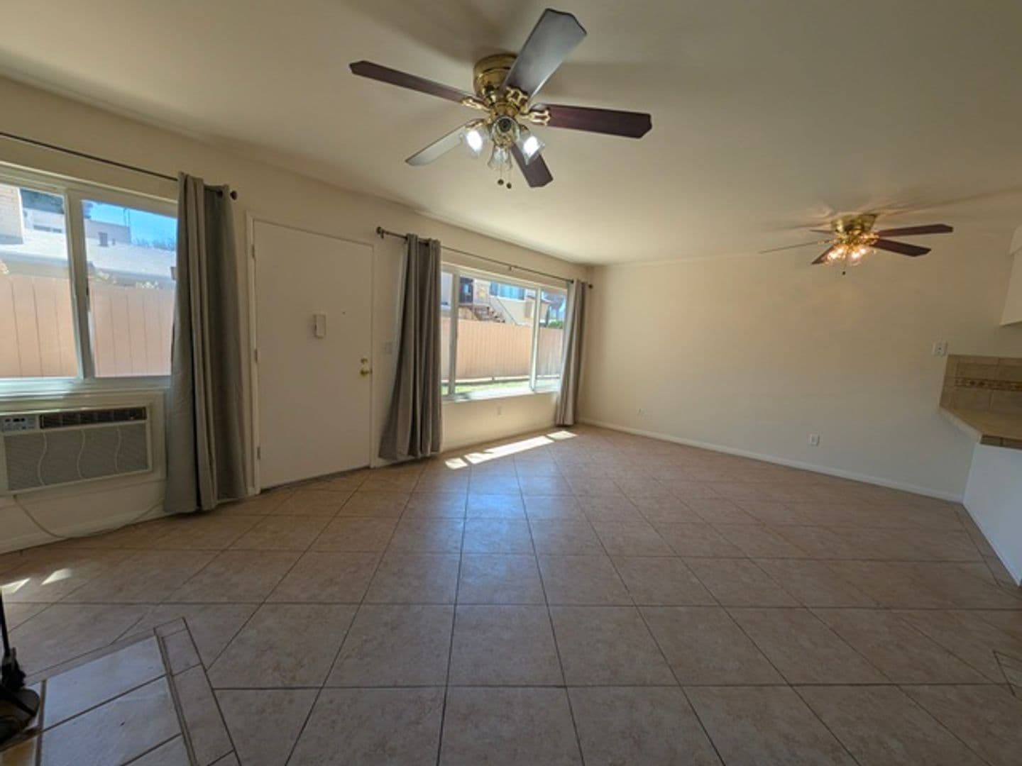 El Cajon Apartment: 801 S. Orange Ave. #C