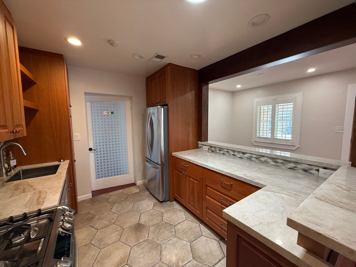 El Cajon House: 334 Roanoke Rd.