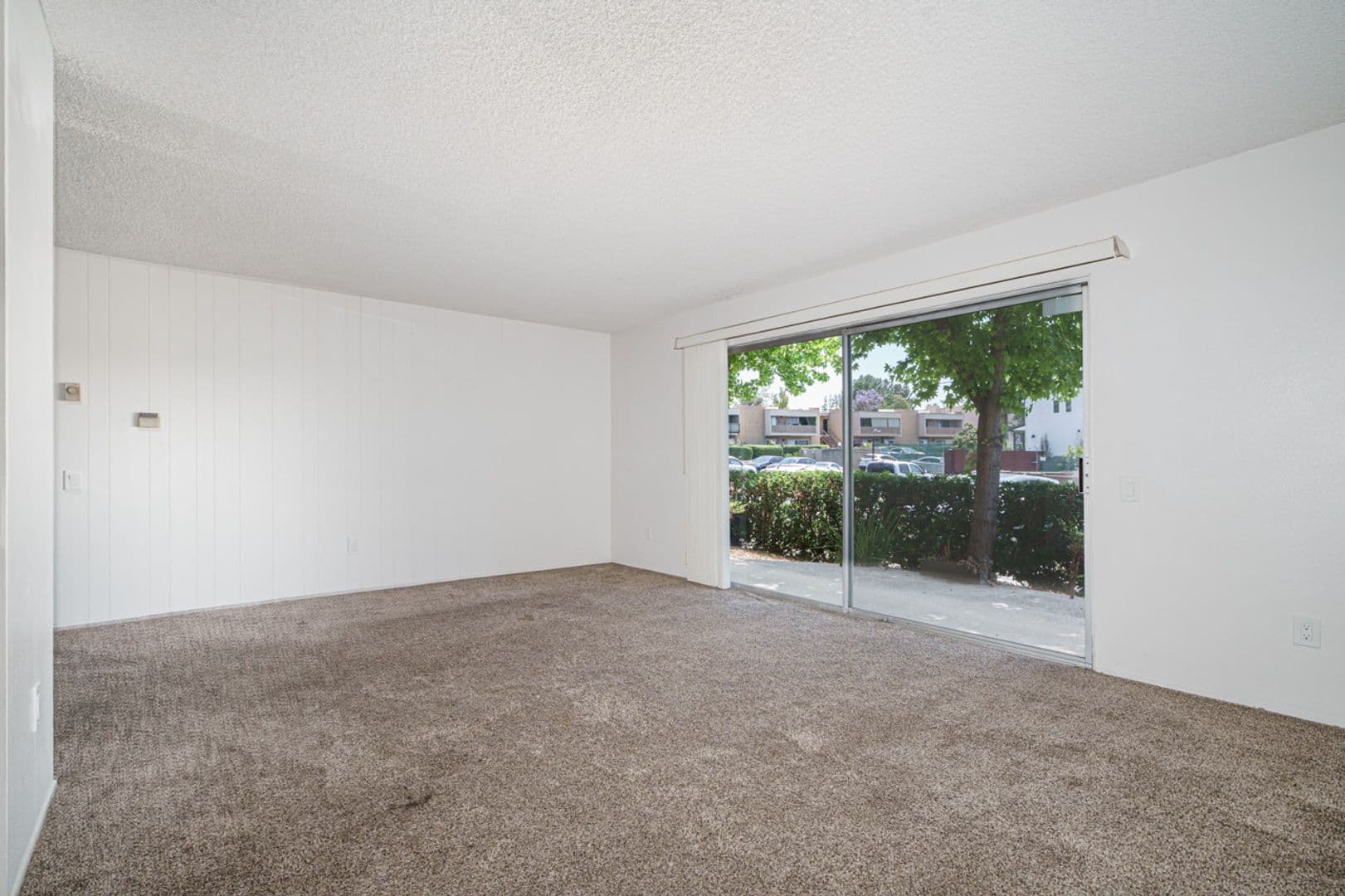 La Mesa Apartment: 5700 Baltimore Dr #134