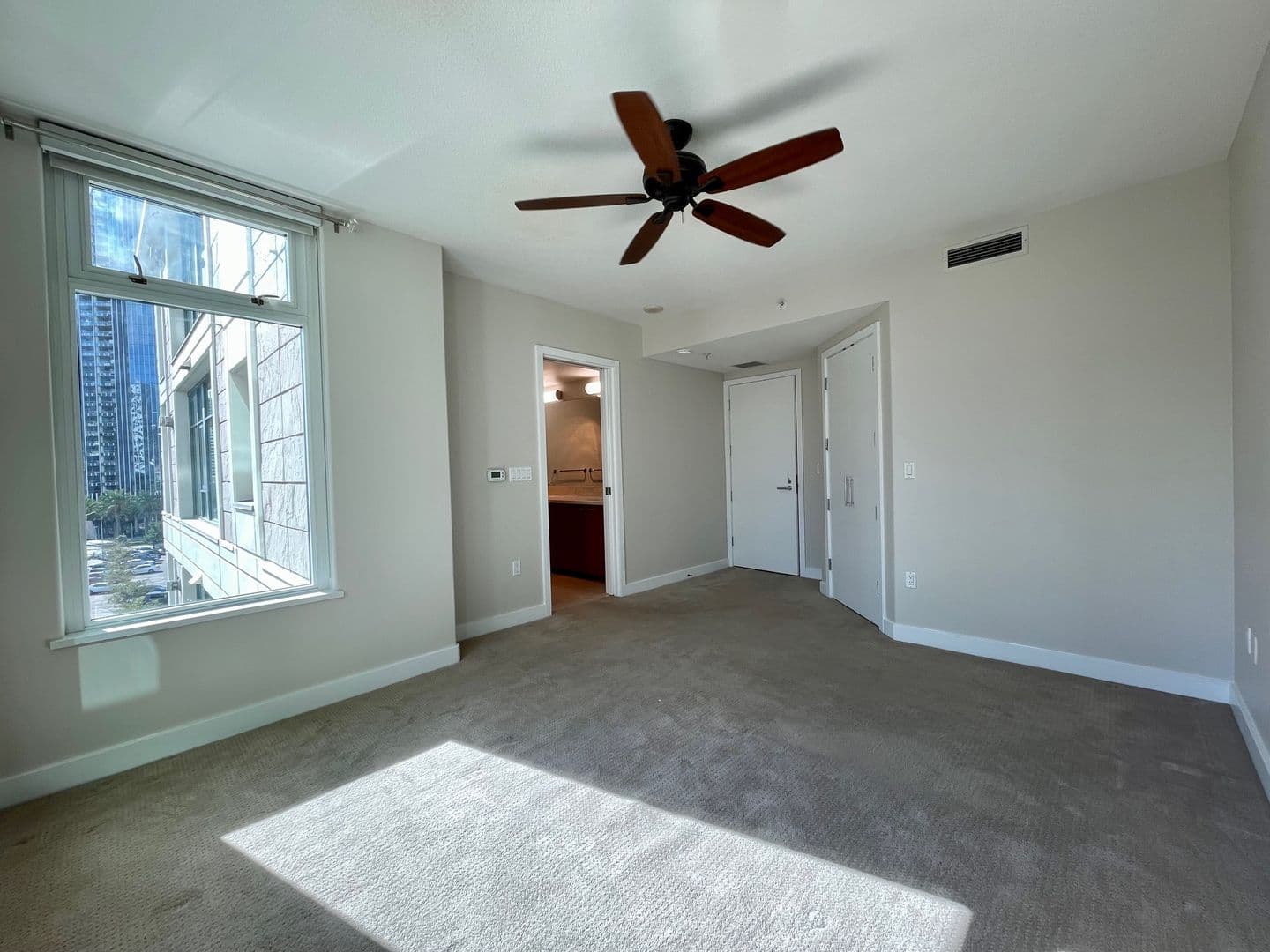 San Diego Condo: 1199 Pacific Hwy #604