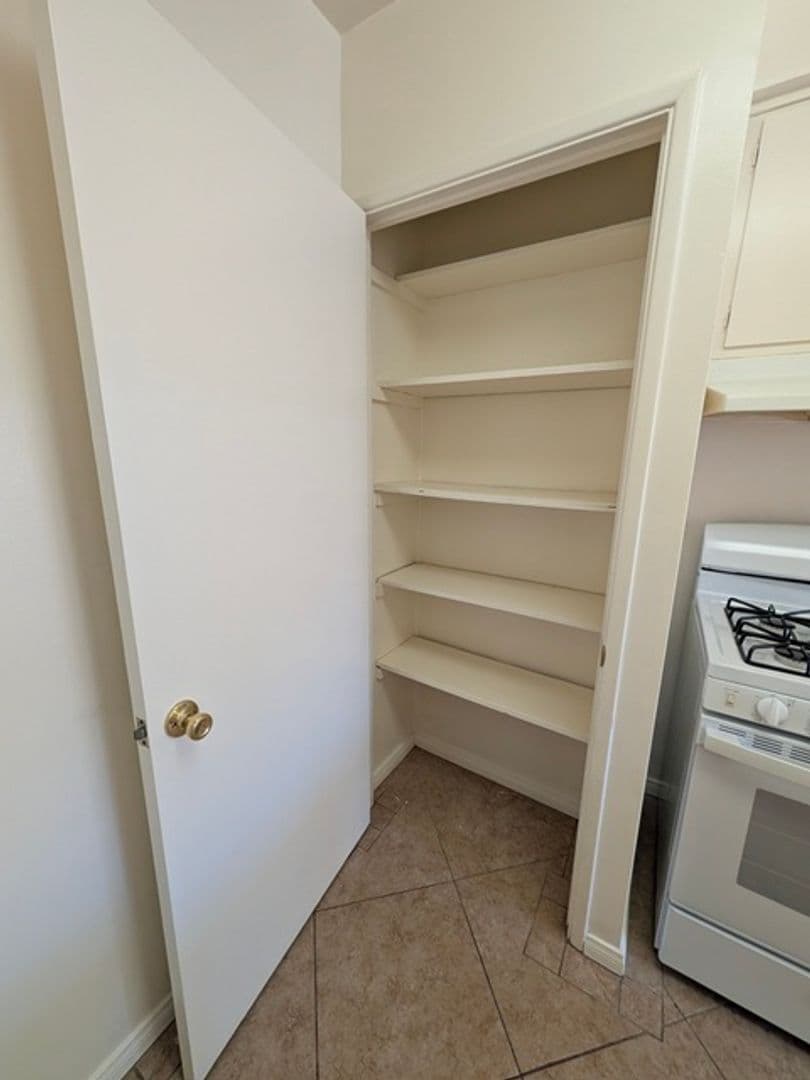 El Cajon Apartment: 801 S. Orange Ave. #C