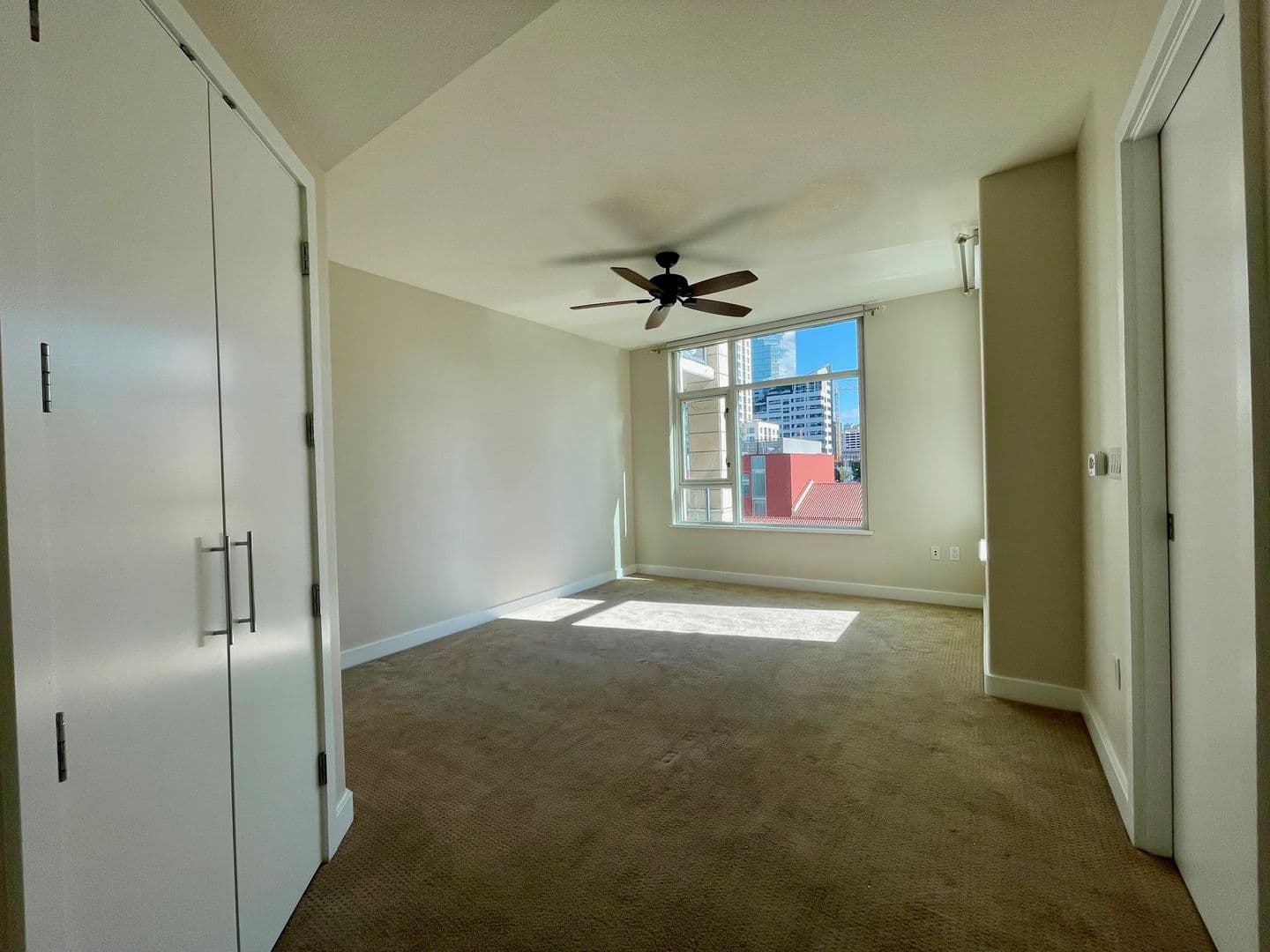 San Diego Condo: 1199 Pacific Hwy #604