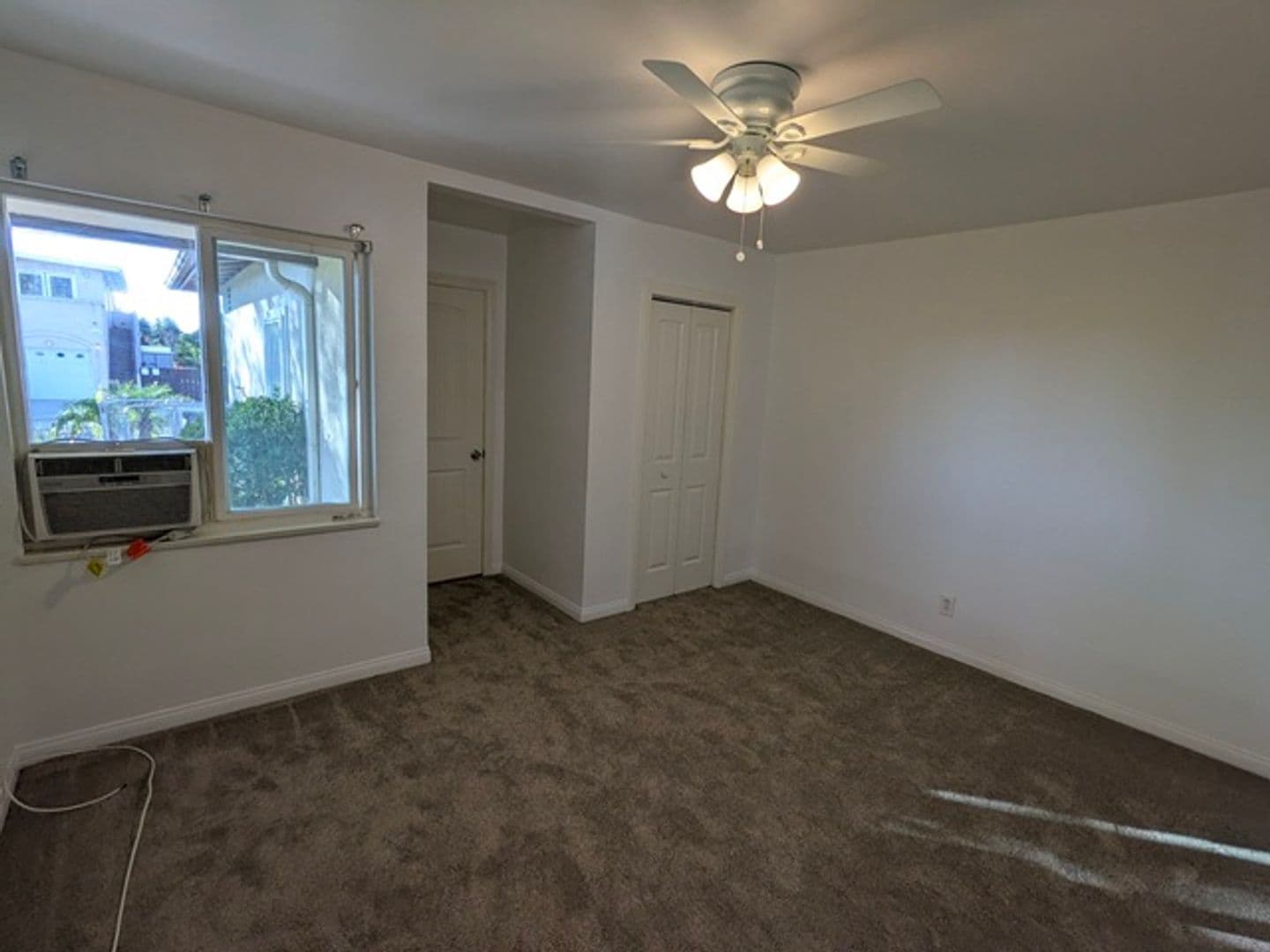 La Mesa Apartment: Horton Dr.