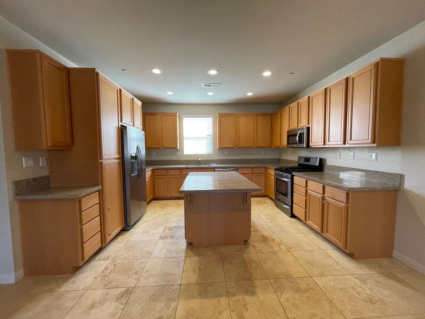 El Cajon Apartment: 534 Camden Yards Way