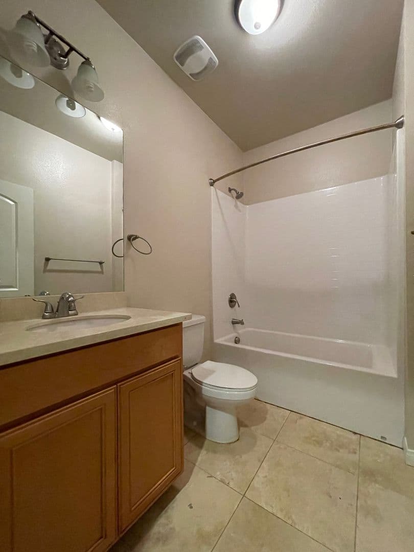 El Cajon Apartment: 534 Camden Yards Way