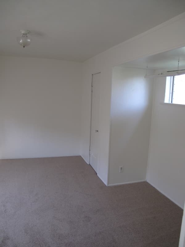 San Diego Apartment: 4651 1/2 Florida St