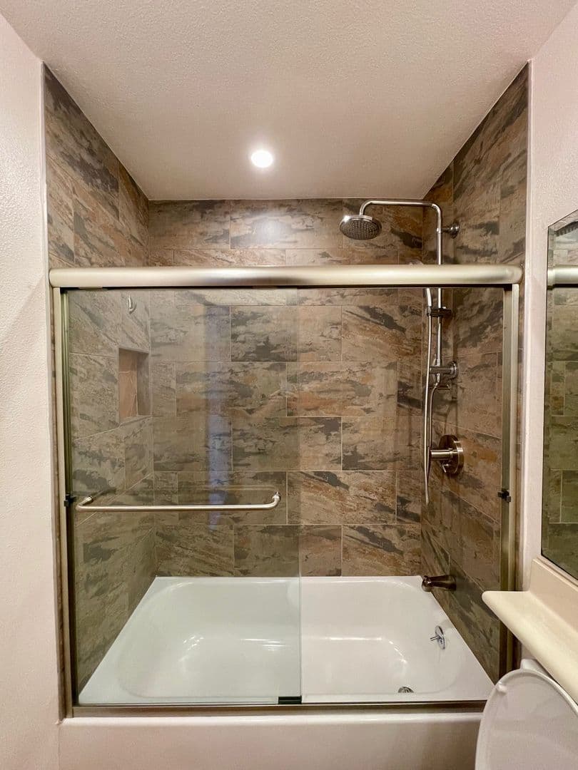 San Diego Condo: 3980 8th Ave. #117