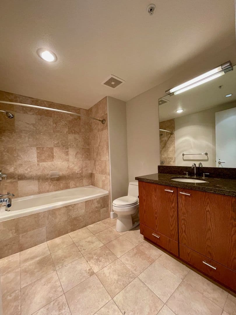 San Diego Condo: 1199 Pacific Hwy #604