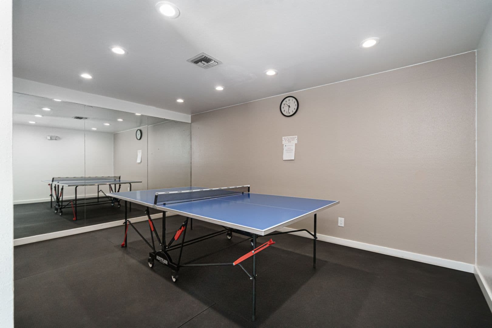 La Mesa Apartment: 5700 Baltimore Dr #134