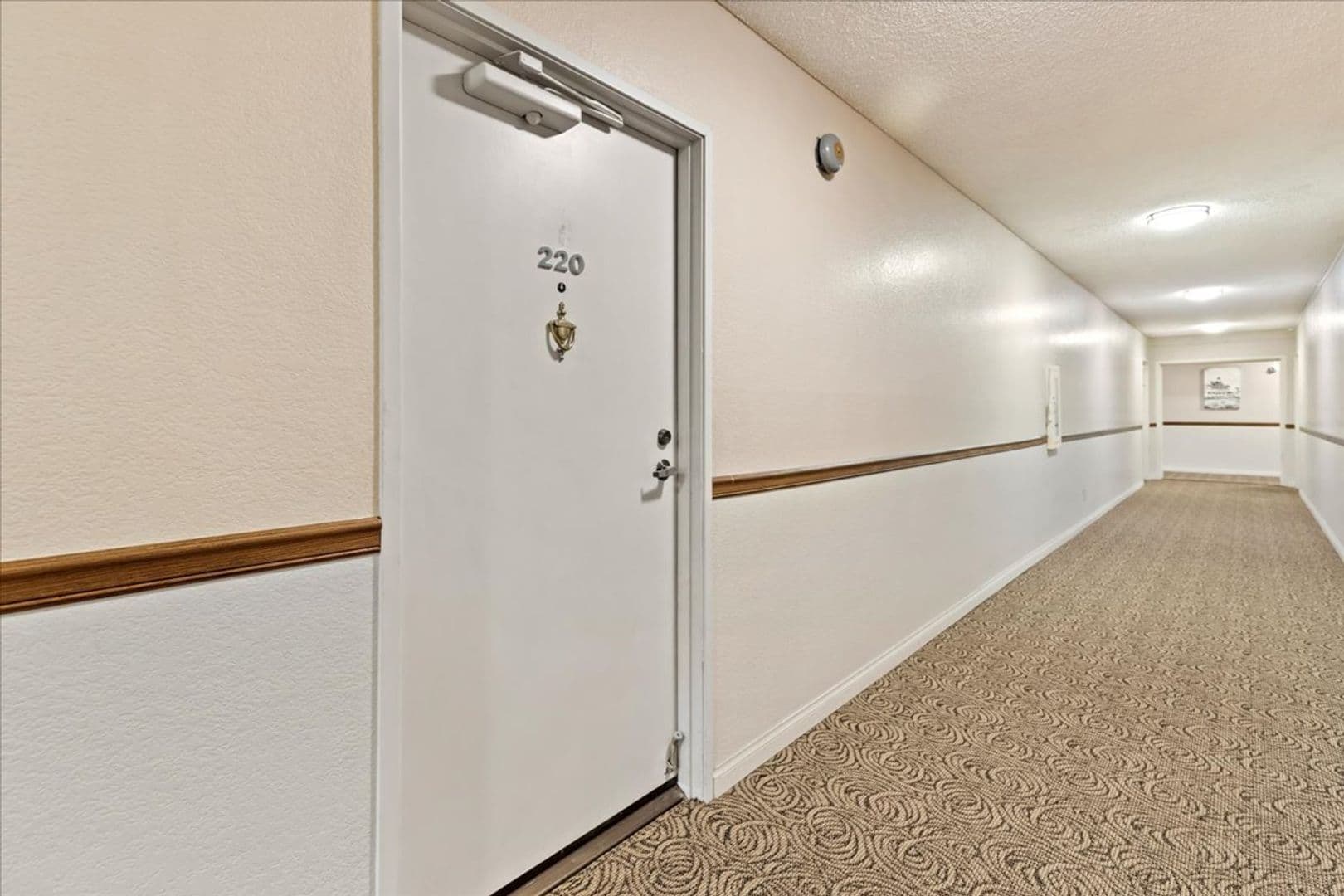 San Diego Condo: 6350 Genesee Avenue  #220