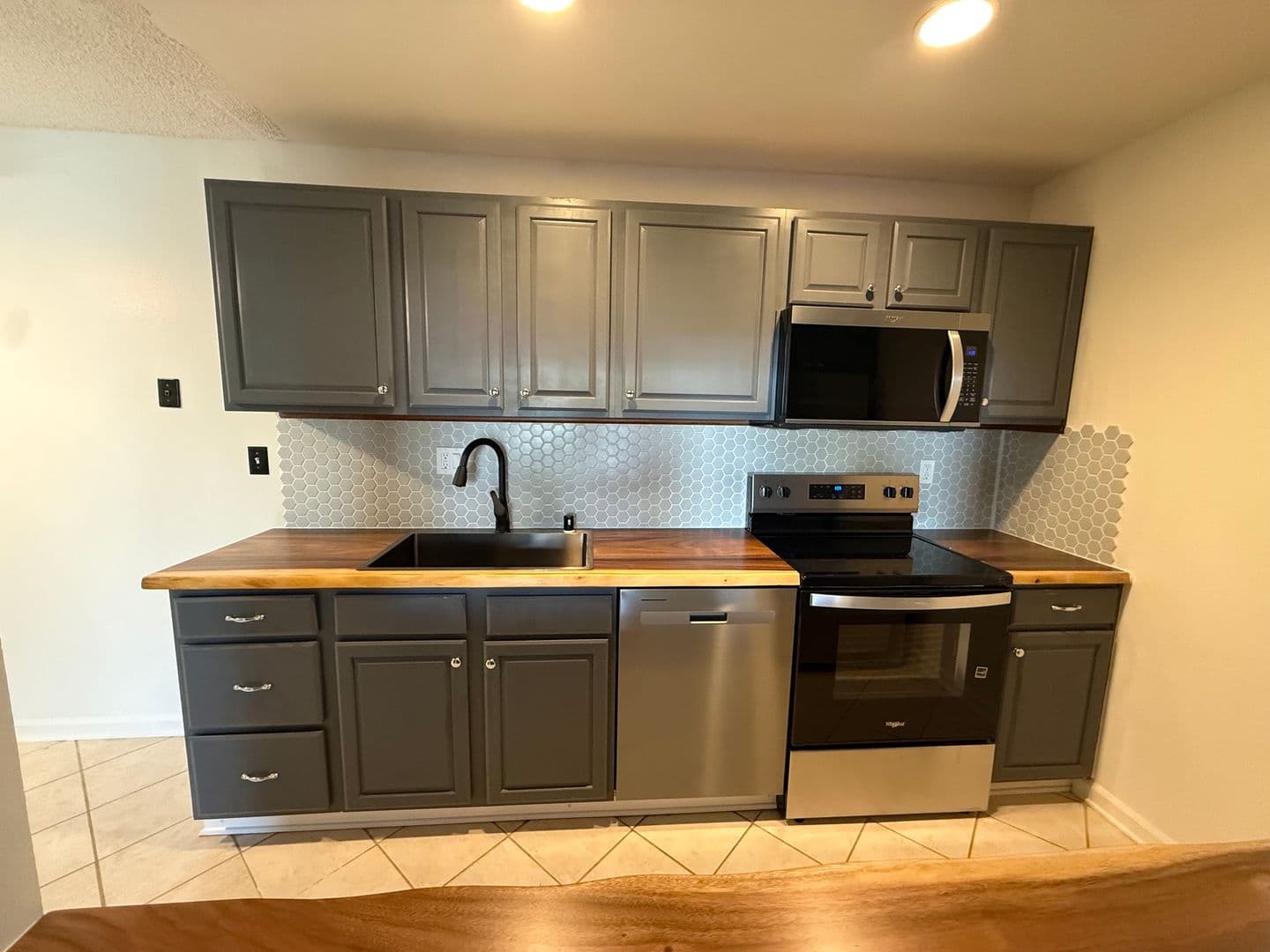 La Mesa Apartment: 5700 Baltimore Dr #55