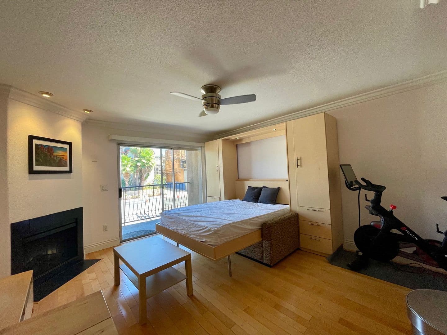 San Diego Condo: 3980 8th Ave. #117