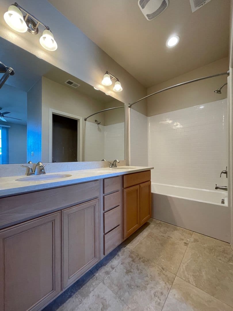 El Cajon Apartment: 534 Camden Yards Way