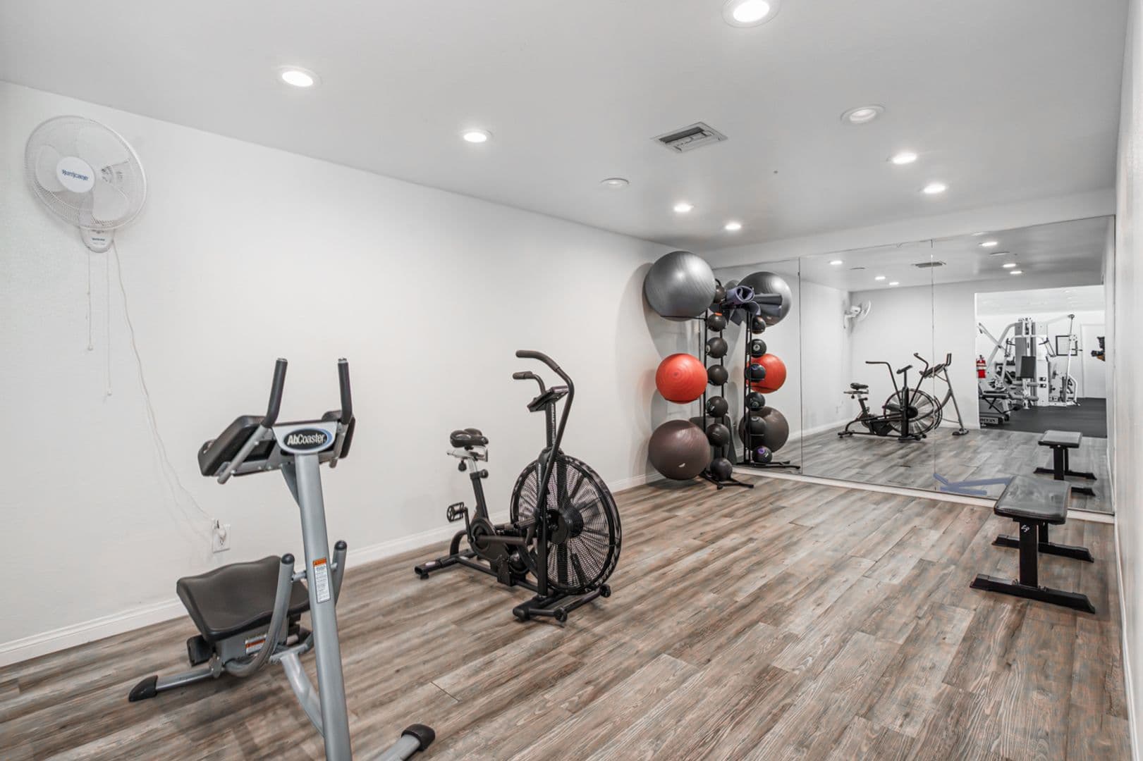 La Mesa Apartment: 5700 Baltimore Dr #134
